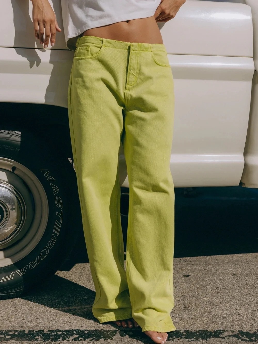 Daily Drills Beach Jeans in Citron size L